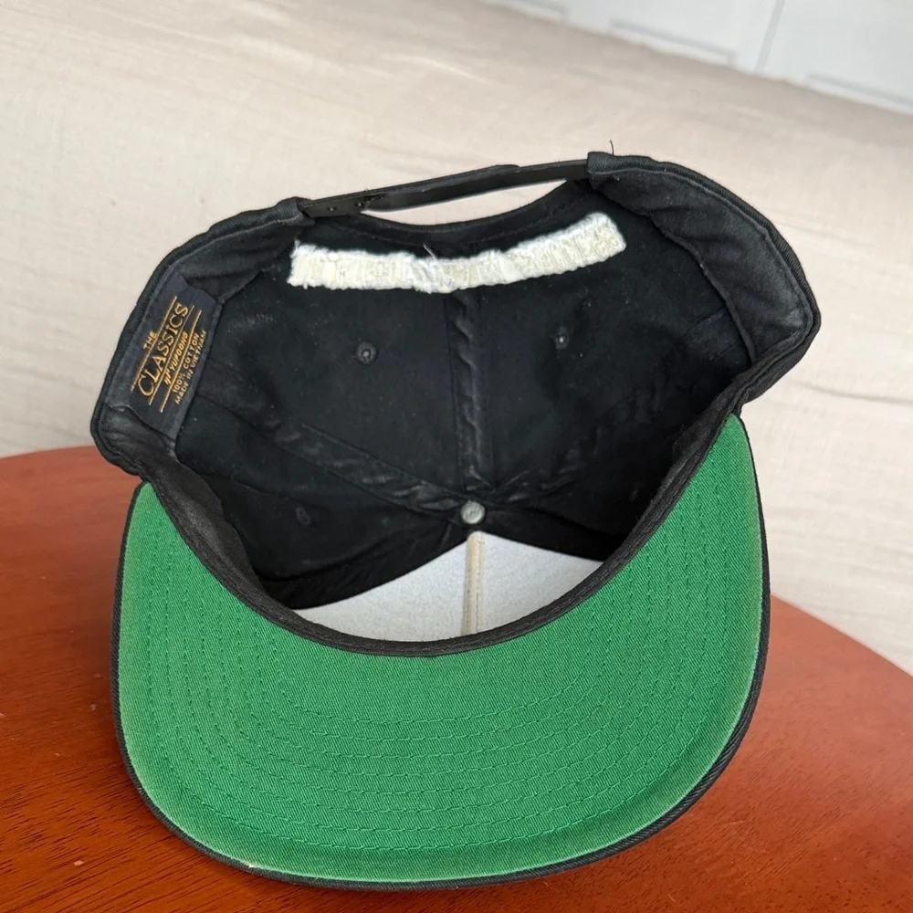 VTG 2000s Black 'Fashion Is My Drugs' Embroidered Snapback Hat - Picture 3 of 5